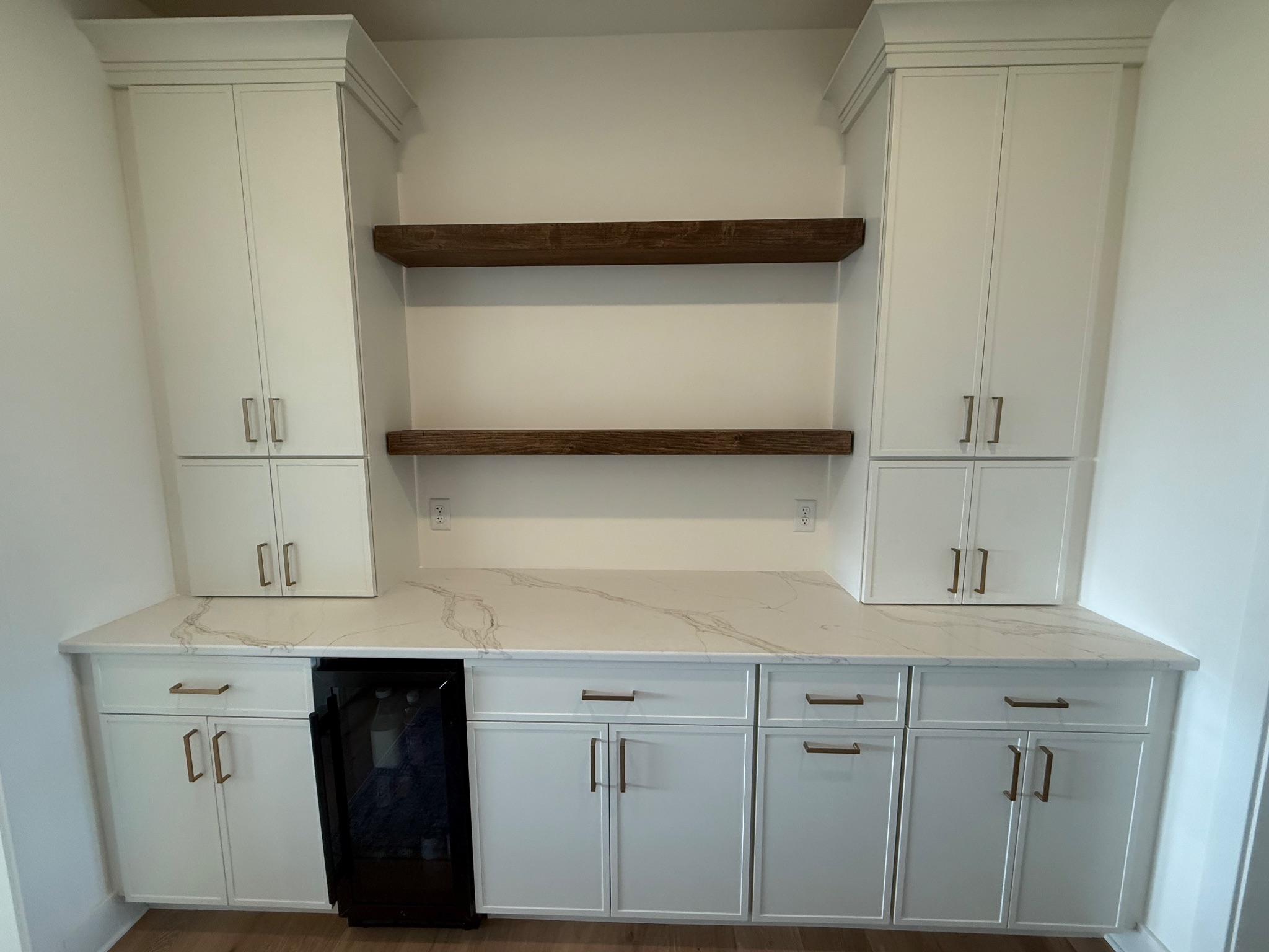 Butler pantry