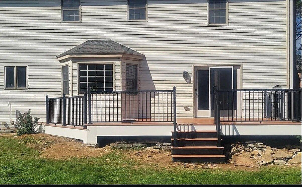 Two-Tier Composite Deck